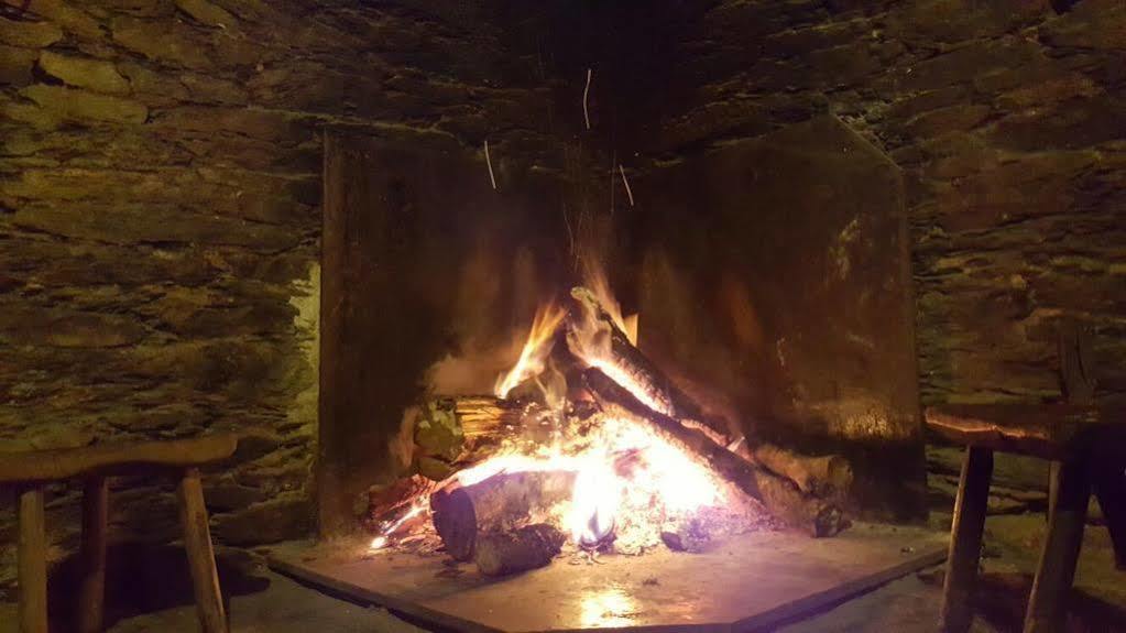 A Pena De Augasantas Vendégház Oca de Abaixo Kültér fotó